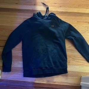 Mens Under Armour Hoodie Size Medium - Pre owned - Good condition